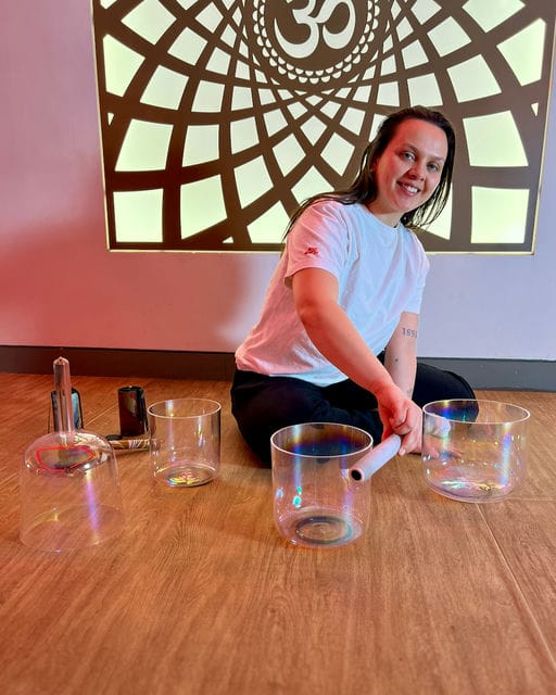 Warm Yin & Sound Meditation class photo