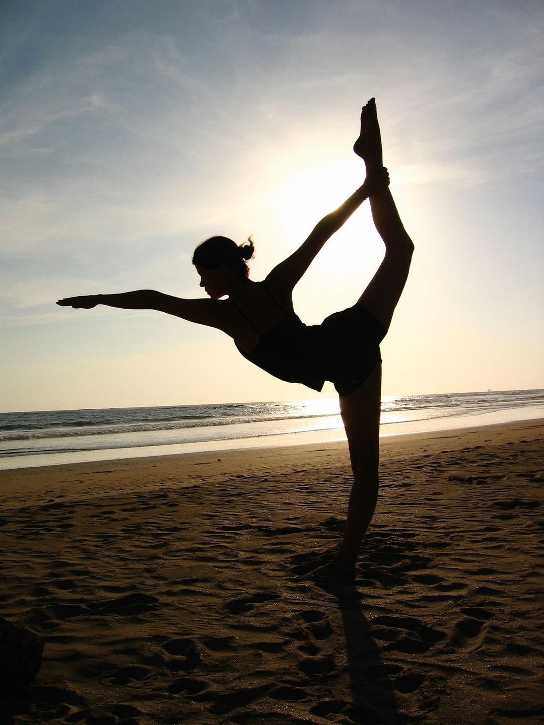 Hot Yoga (26/2) Asana Lab class photo